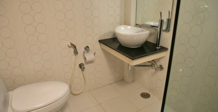 Treebo Trip Hive Hotel Chennai Exterior photo